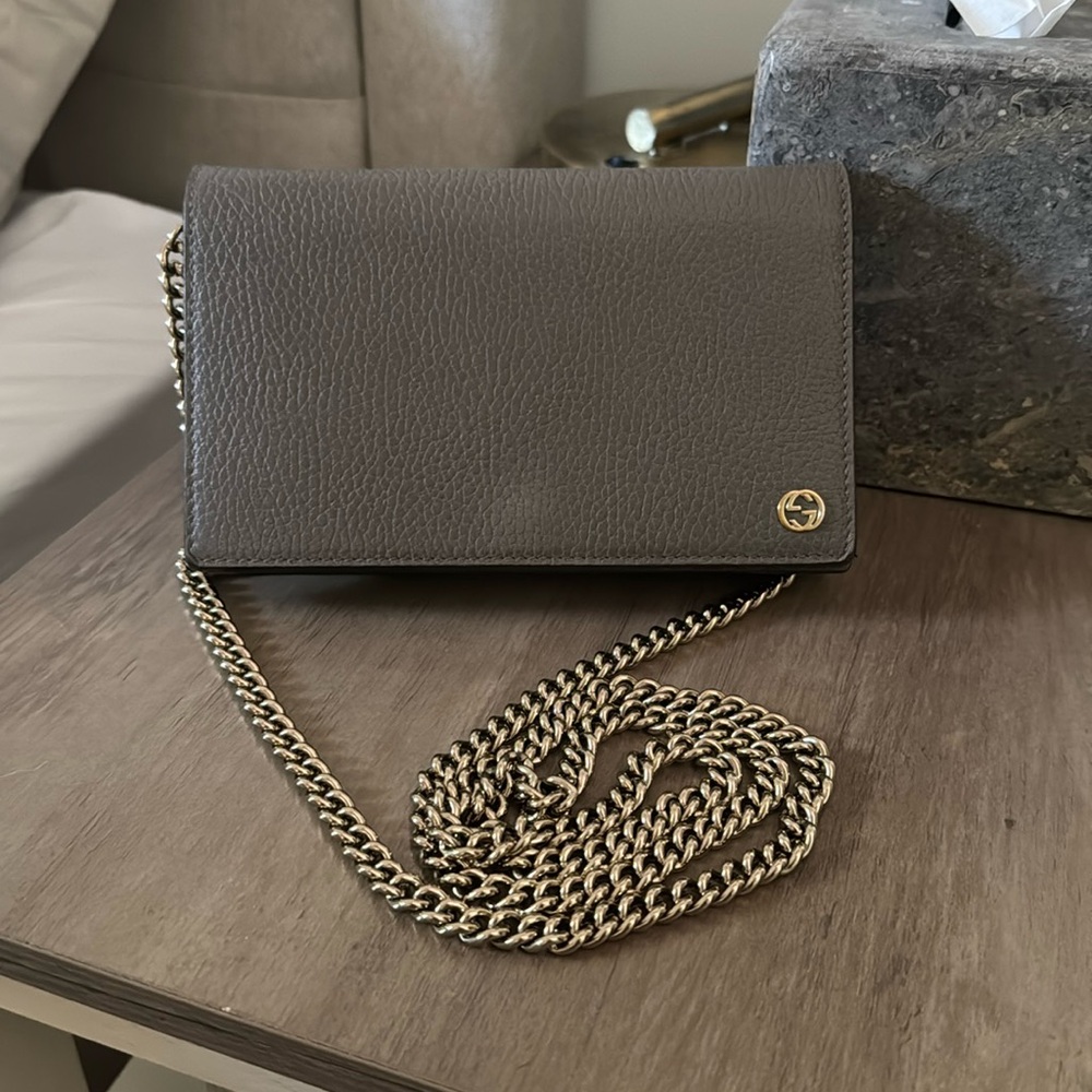 GUCCI Wallet on Chain Interlocking G Bag